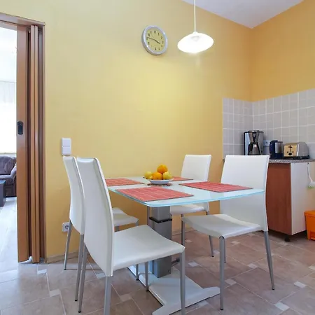 Ferienwohnung Fur 3 Personen Ca 55 Qm In Barbariga, Istrien Istrische Riviera Barbariga