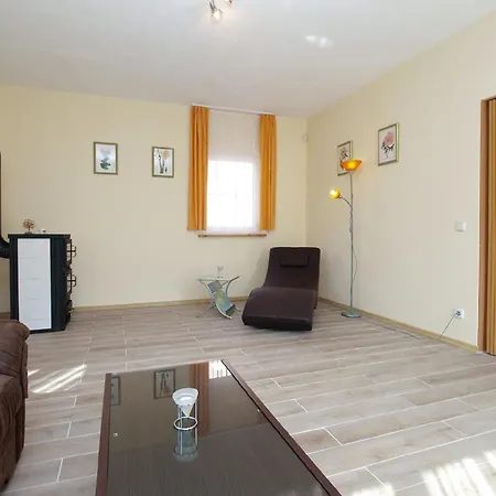 Appartement Ferienwohnung Fur 3 Personen Ca 55 Qm In Barbariga, Istrien Istrische Riviera Barbariga